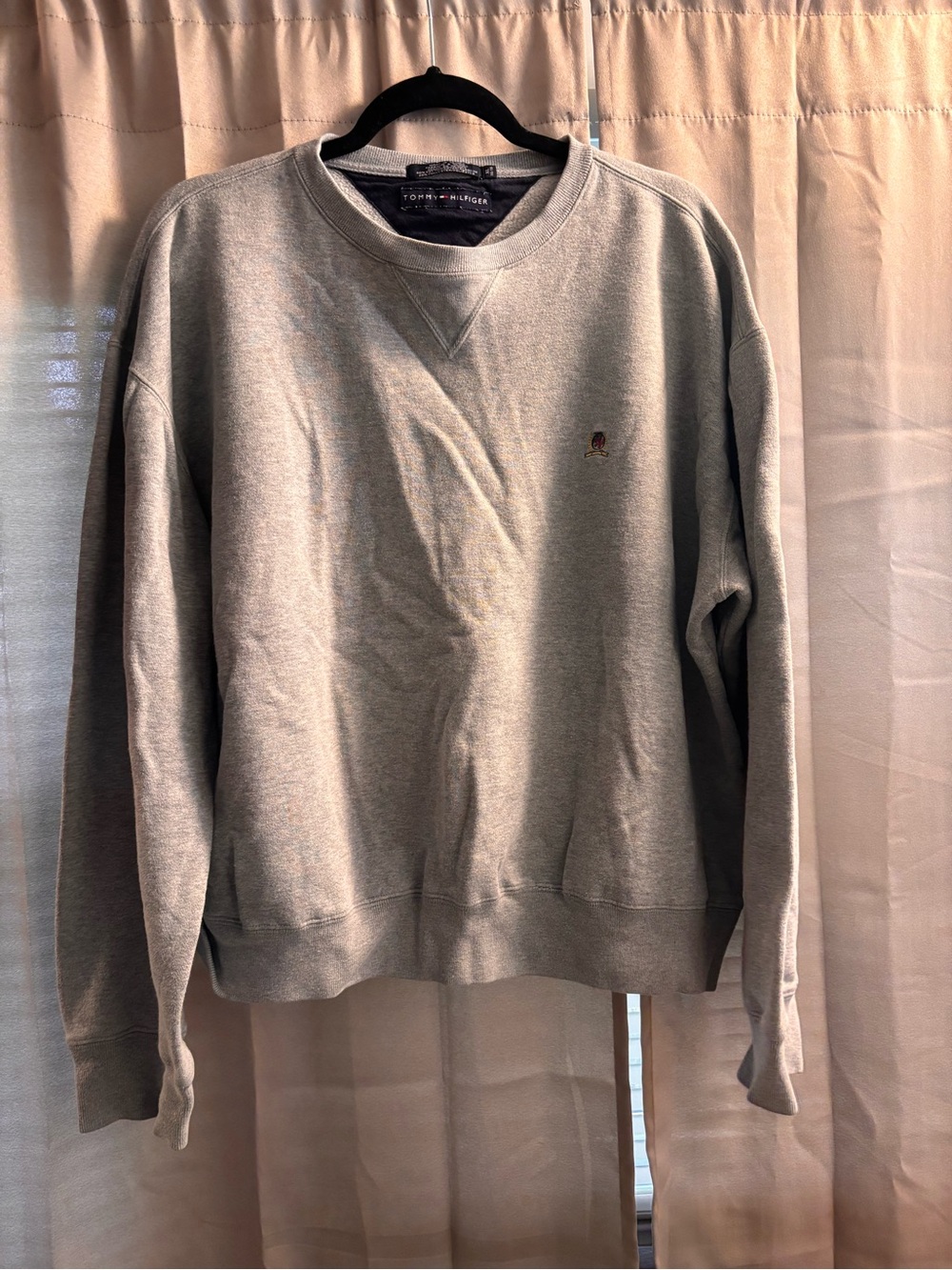 Tommy Hilfiger Light Gray Crewneck Sweatshirt with Small Logo